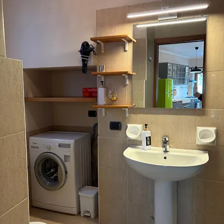 아파트 Luxury Square 시르미오네